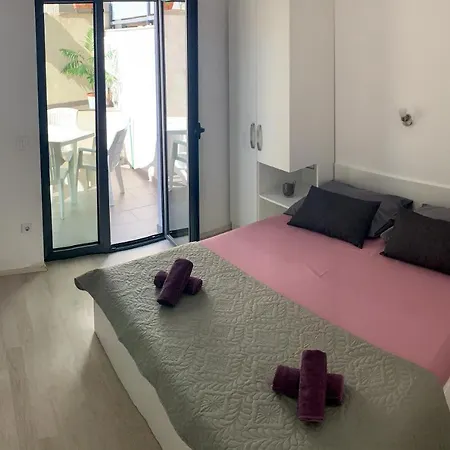 Riki Apartman Živogošće
