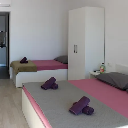 Apartman Riki *